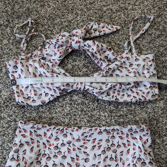 Faithfull The Brand Cream Floral Tulip Swim Set - Picture 5 of 9